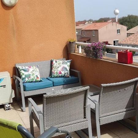 Appartement Avec Grande Terrasse A 15 Mn De La Mer Saint-Estève Exterior foto
